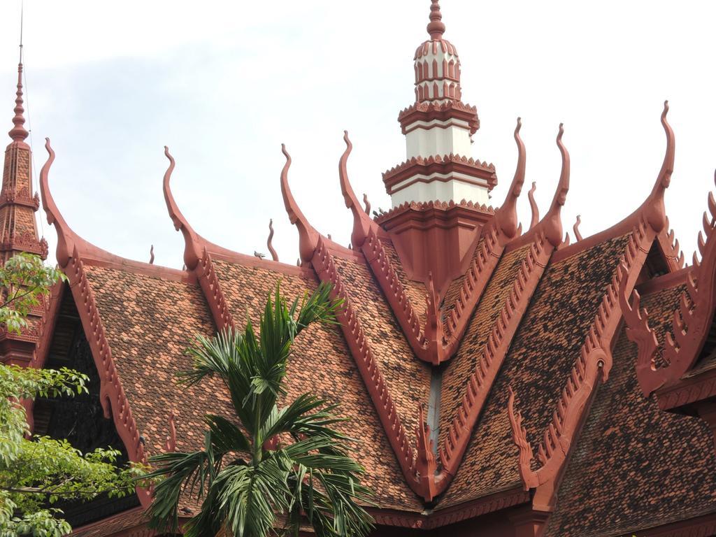 Khun Leng Guesthouse Phnom Penh Exterior photo